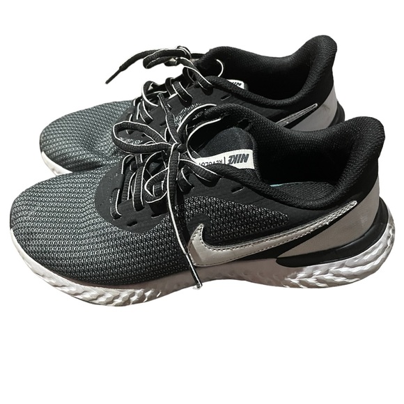 Used - Picture 3 of 5